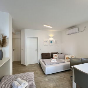 Apartment 4